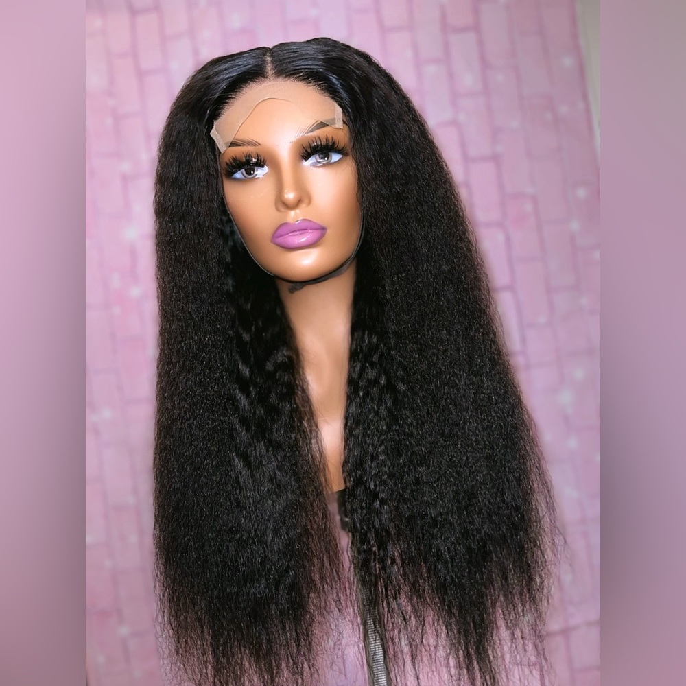 Kinky straight 5x5 closure.